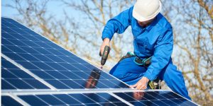 Installation Maintenance Panneaux Solaires Photovoltaïques à Lahas